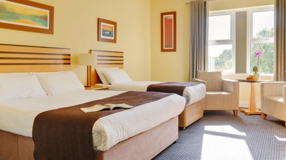 Breaffy House Hotel And Spa Каслбар Экстерьер фото