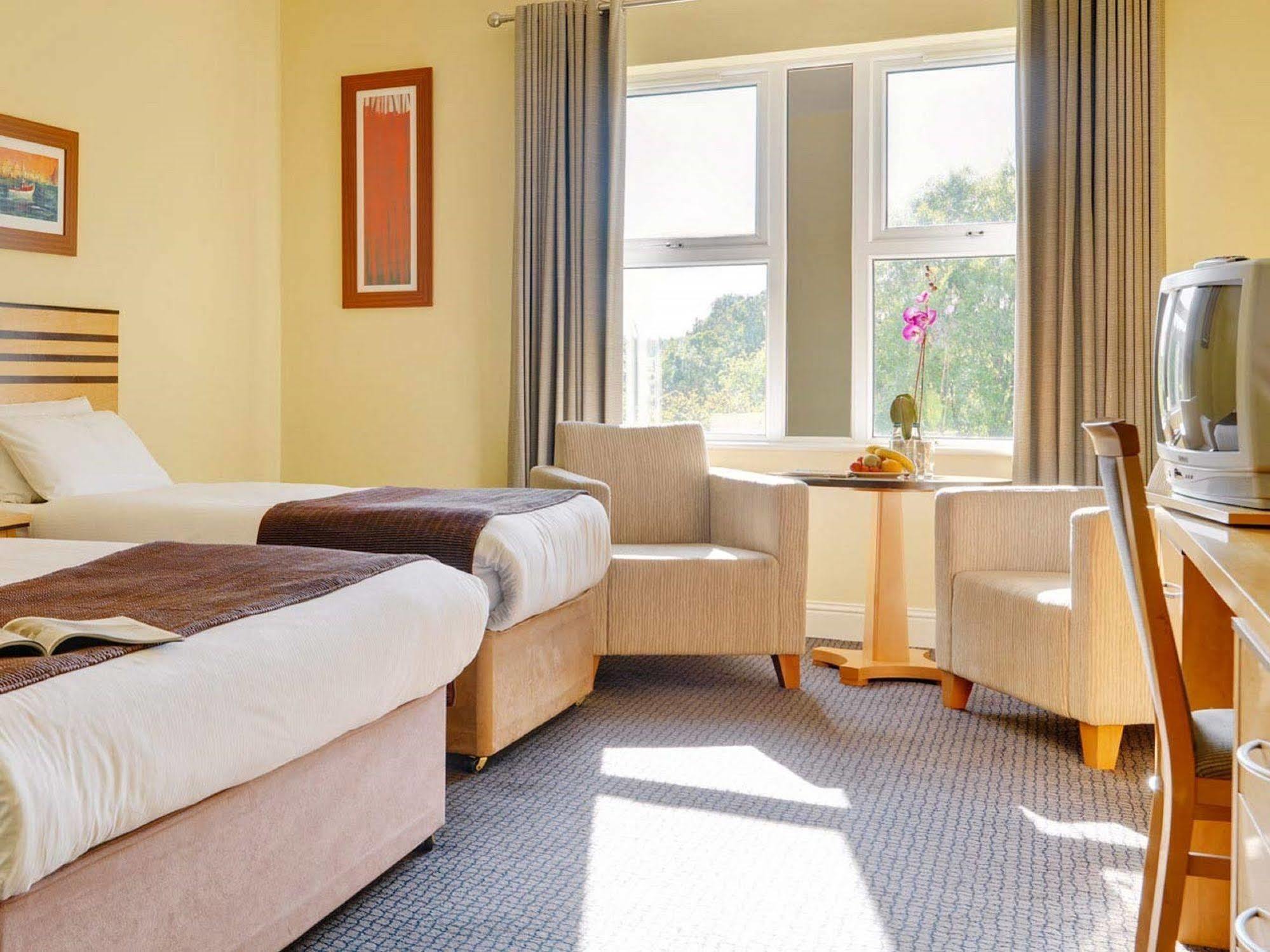 Breaffy House Hotel And Spa Каслбар Экстерьер фото